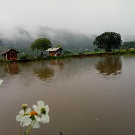 Samoeng Fishing Park Home Stay Екстериор снимка